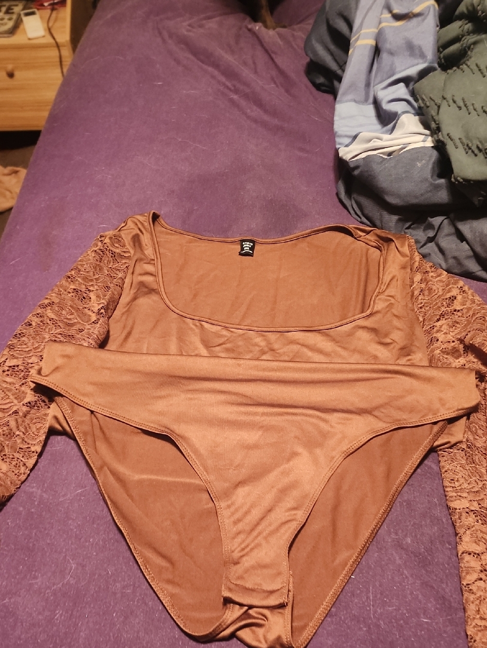 SHEIN Brown Lace Sleeve Long Sleeve Bodysuit